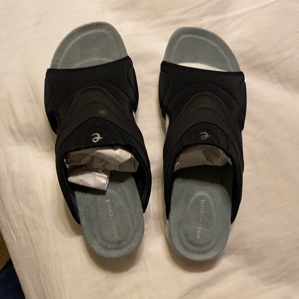 Easy spirit slip on